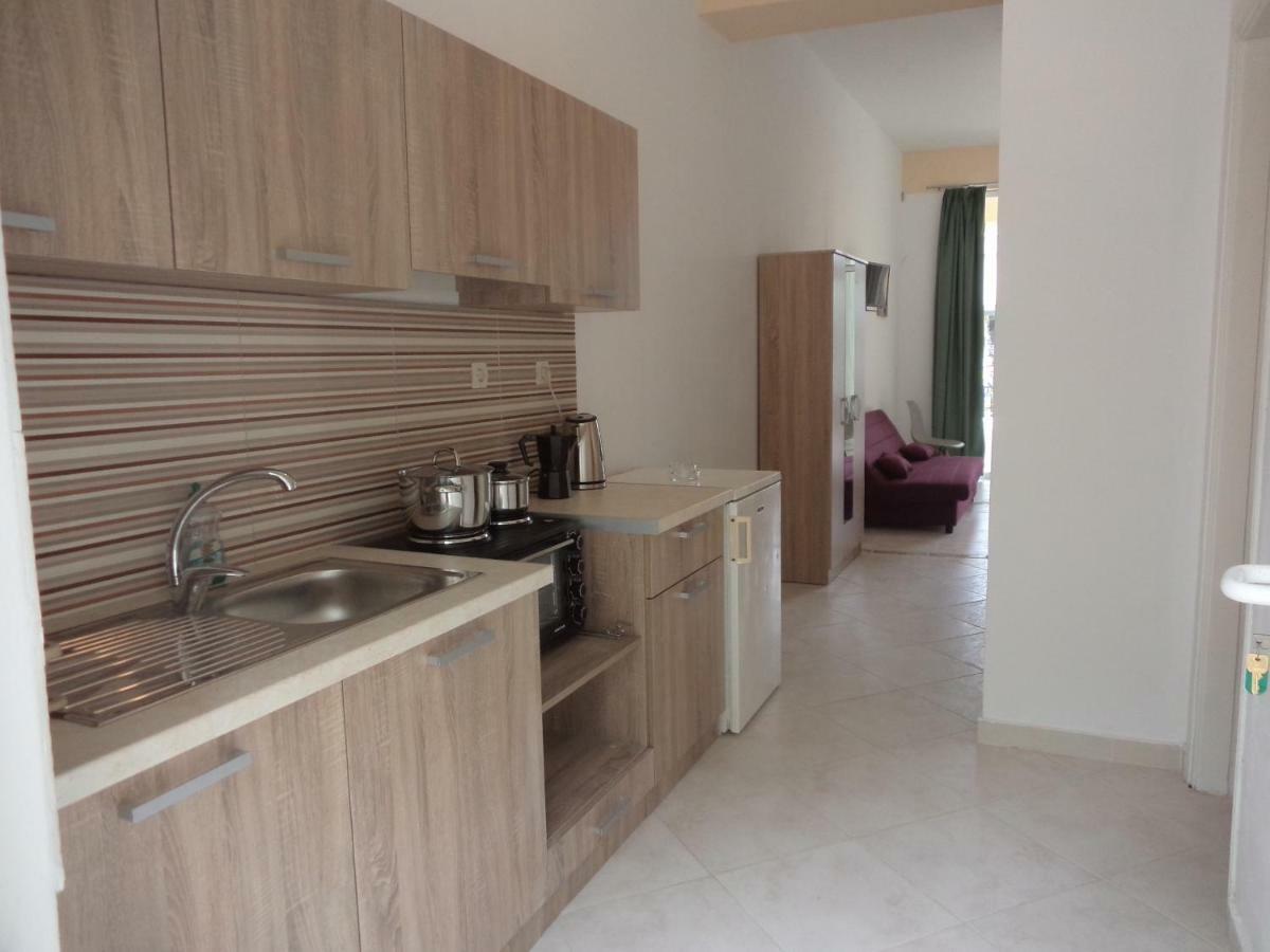 Katerina Apartments Near The Sea Agios Sostis  Exterior foto